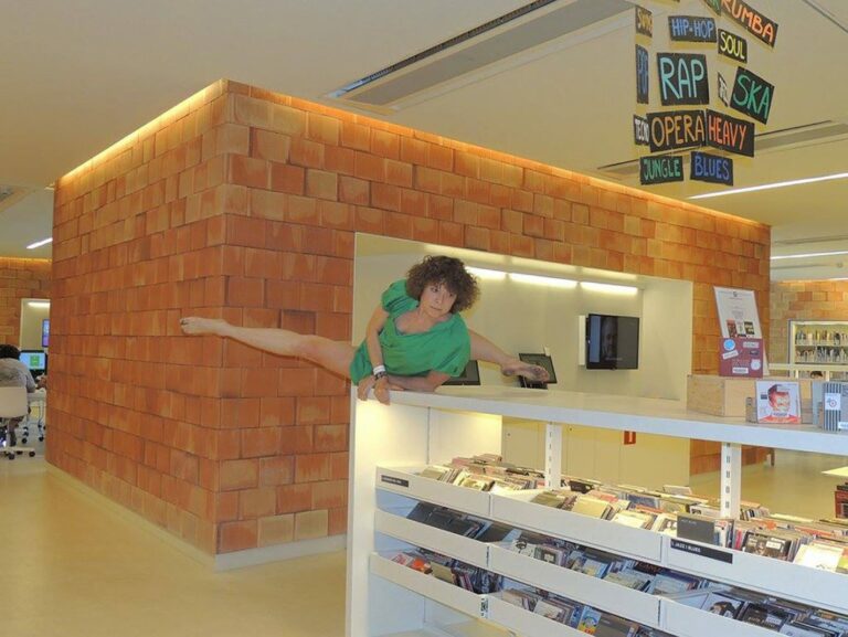 Dansa al 2n aniversari de la biblioteca
