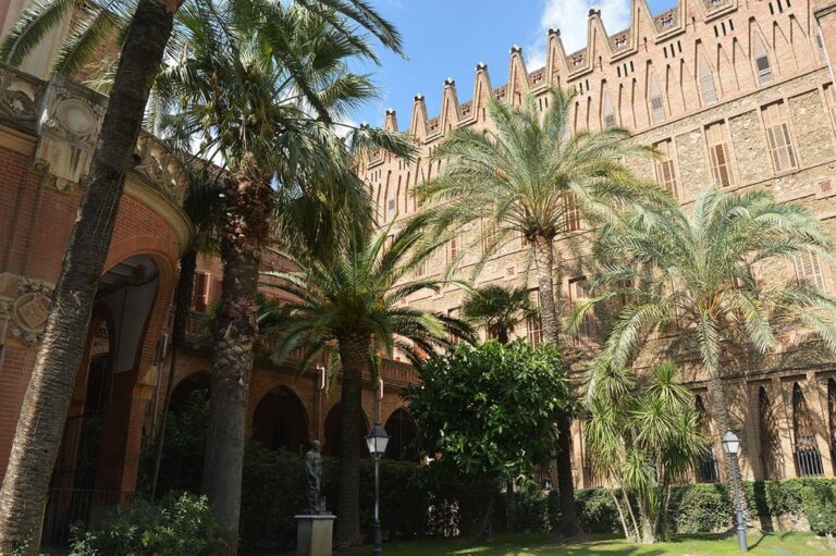 El convent de les Teresianes