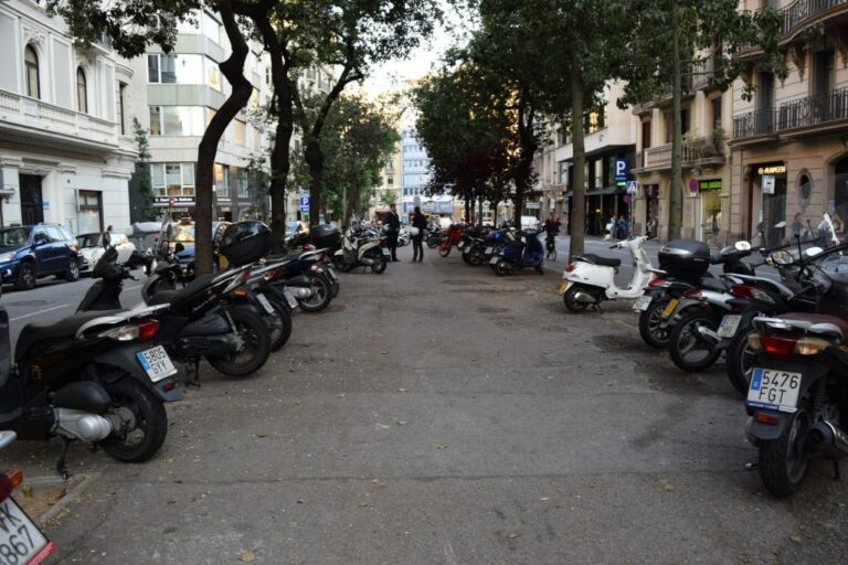 Plataforma Via Augusta 1-51: per la millora de l’inici de la Via Augusta
