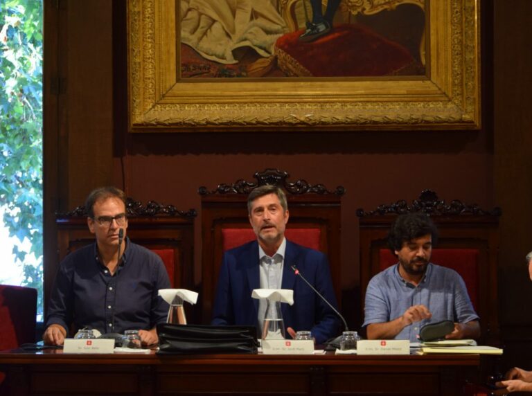 L’oposició exigeix un balanç pels dos anys de mandat