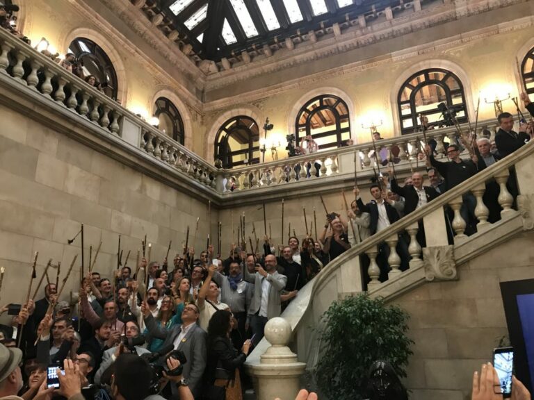 Un 27-O per a la història