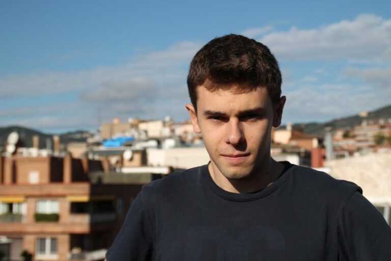 ‘Volar és l’oportunitat d’assolir reptes’
