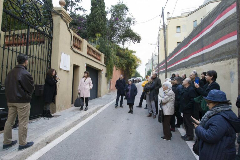 Commemoració a Olga Sacharoff