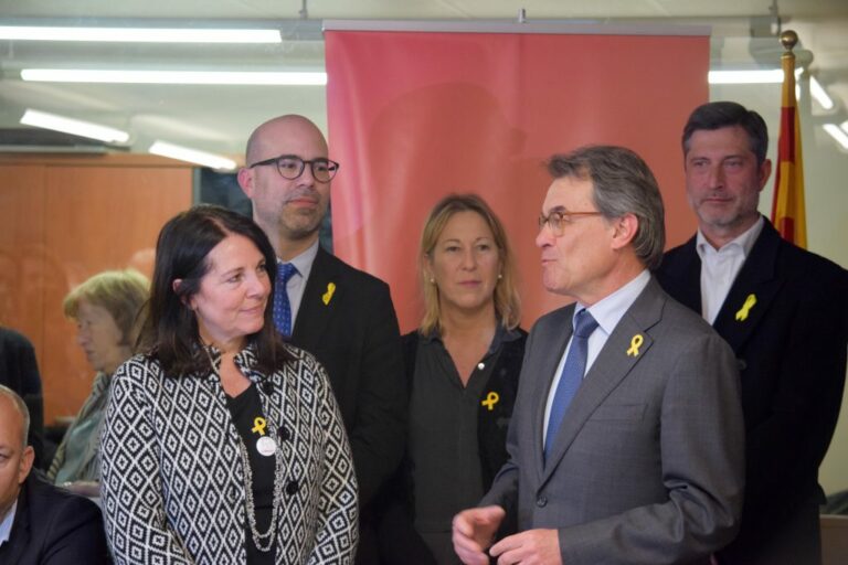 El PDeCAT – SSTG inaugura nova seu amb Mas, Munté, Trias i Homs.