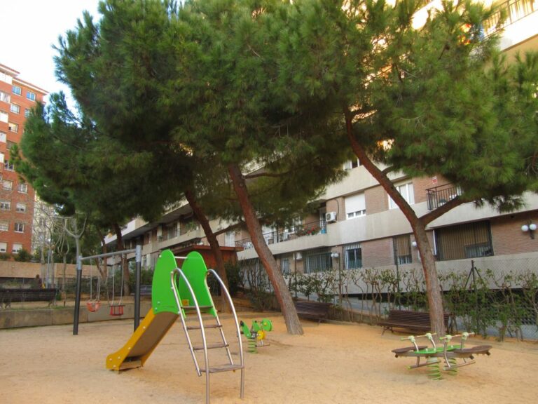 Els jardins de la plaça Rosa Sabater