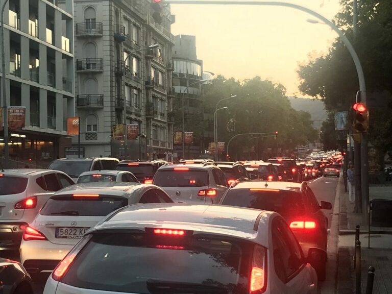 Ciutadans acusa Colau pel “caos circulatori” del districte