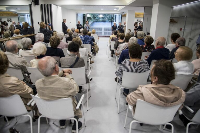 S’inaugura el casal per gent gran Sant Ildefons
