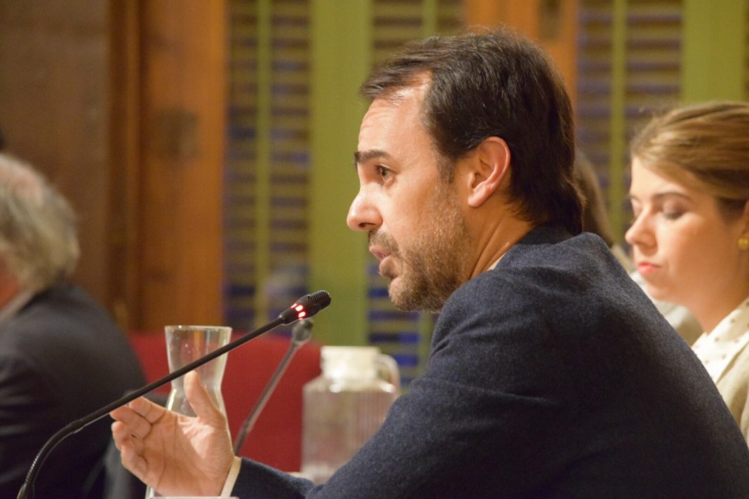 Óscar Ramírez