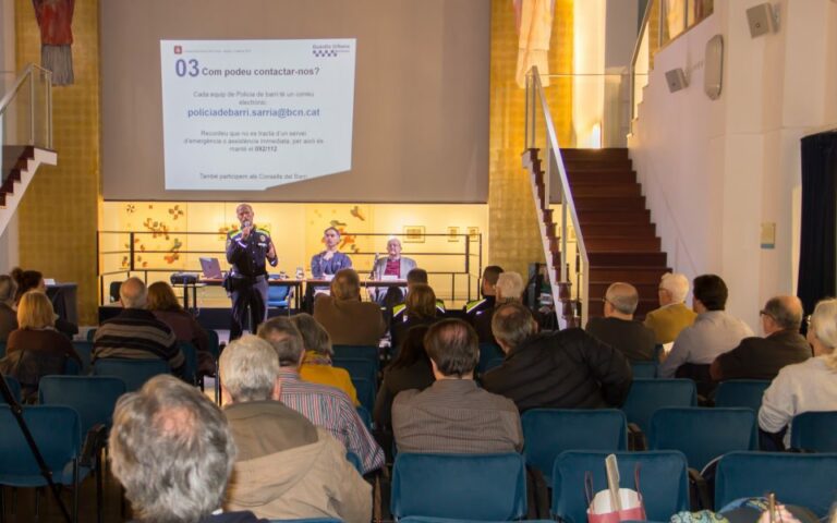 Es presenta al consell de barri la remodelació dels entorns del Mercat de Les Tres Torres