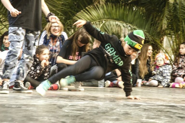 Hip Hop Contra el Racisme: una jornada cultural per reivindicar els drets humans