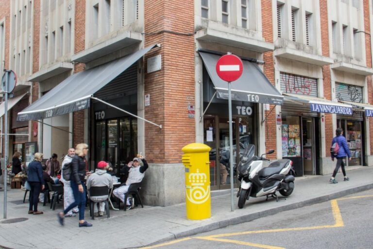 Primers passos per a la pacificació dels entorns del Mercat de Les Tres Torres