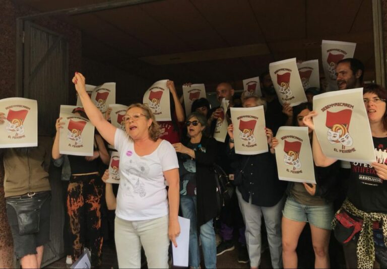 Un militant d’Arran Cassoles entre els encausats per manifestar-se contra SCC