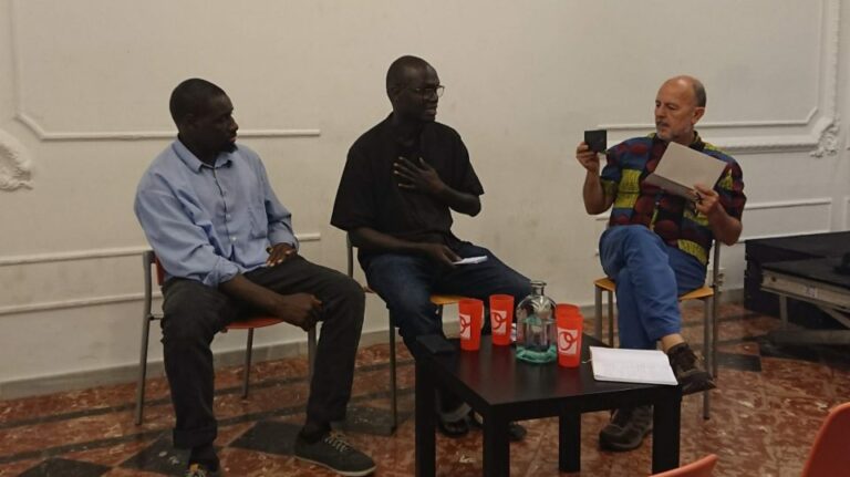 ‘DiomCoop’, a la recerca d’un futur digne