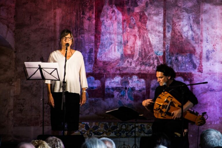 ‘L’hora daurada’ del Monestir de Pedralbes sona en clau poètica de dona
