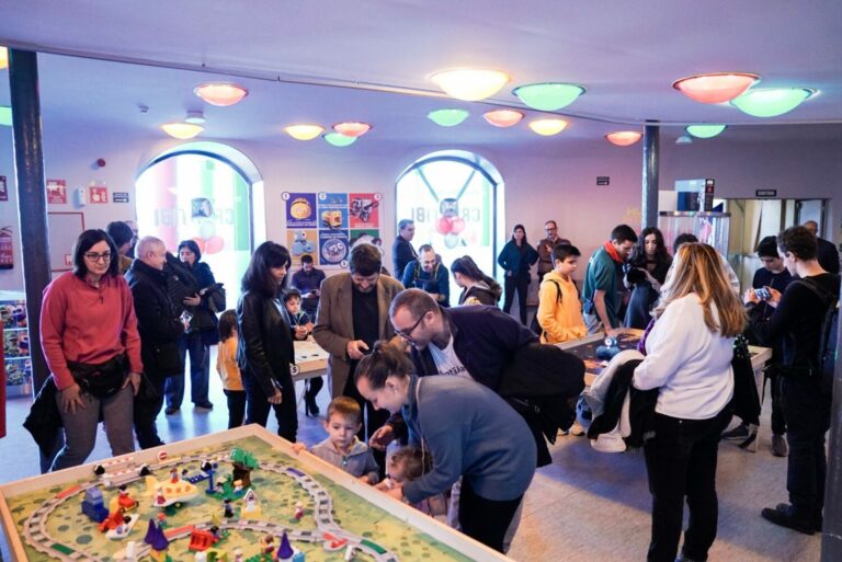 El Tibidabo inaugura un nou espai de robòtica educativa