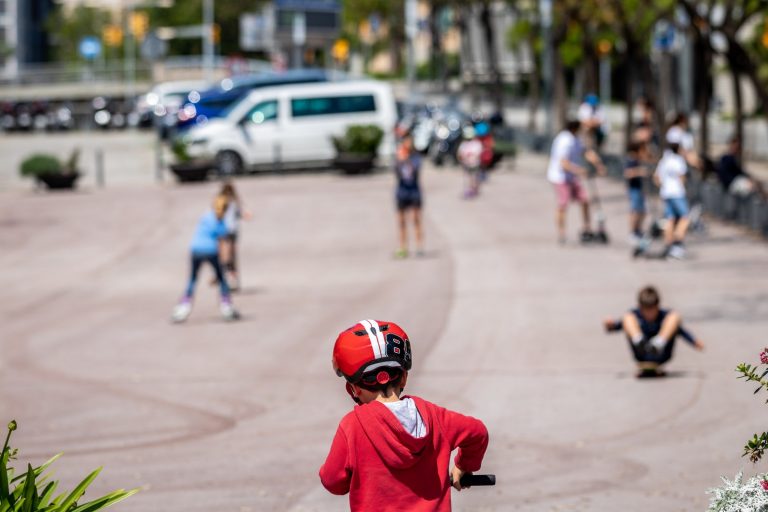 L’ús de l’espai públic: amb quin criteri es promou la convivència entre la ciutadania als barris?