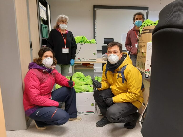 Assís reparteix 600 kits d’emergència per a persones sense llar