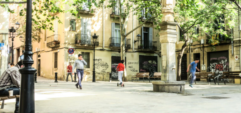 Els mitjans de proximitat, una estructura de país que sempre hi són