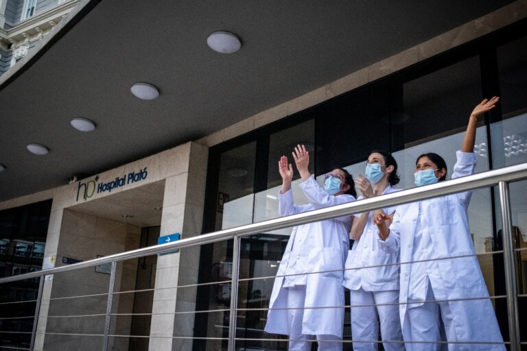 No deixar ningú enrere, per Llorenç Sena i Joan Manel del Llano