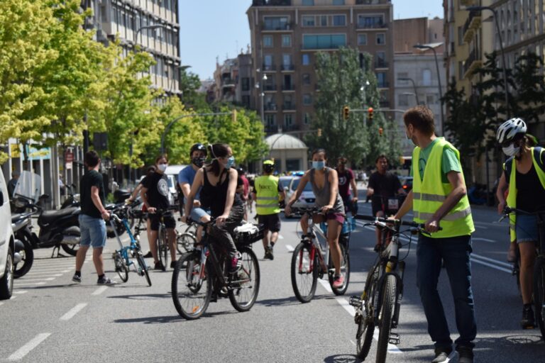 El carril bici a la Via Augusta arribarà fins a Ganduxer al febrer del 2023