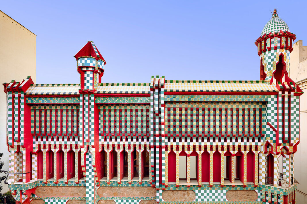 casa-vicens-exterior