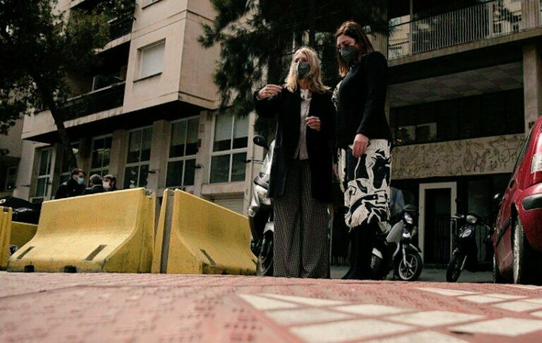 Cs presenta una queixa a la Síndica per la perillositat dels coixins berlinesos