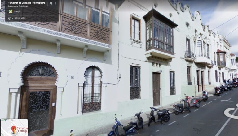 Quatre cases al carrer Carrasco i Formiguera