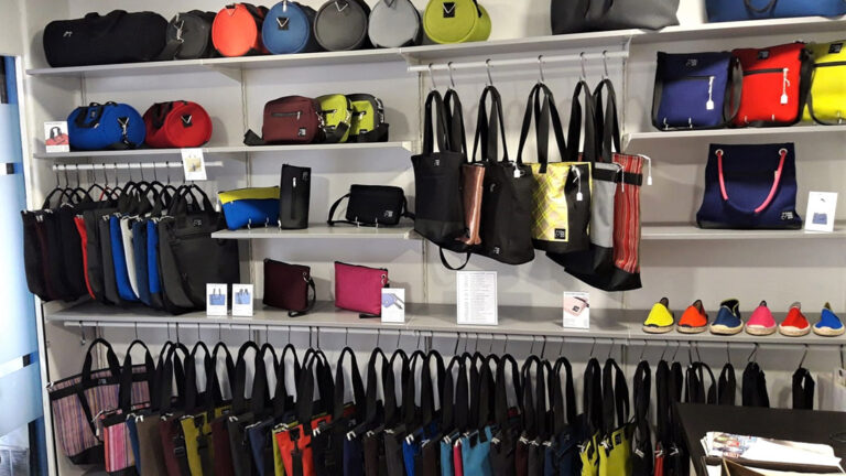 Nou showroom de Peter & Wolf BCN per veure i tocar teixits especials