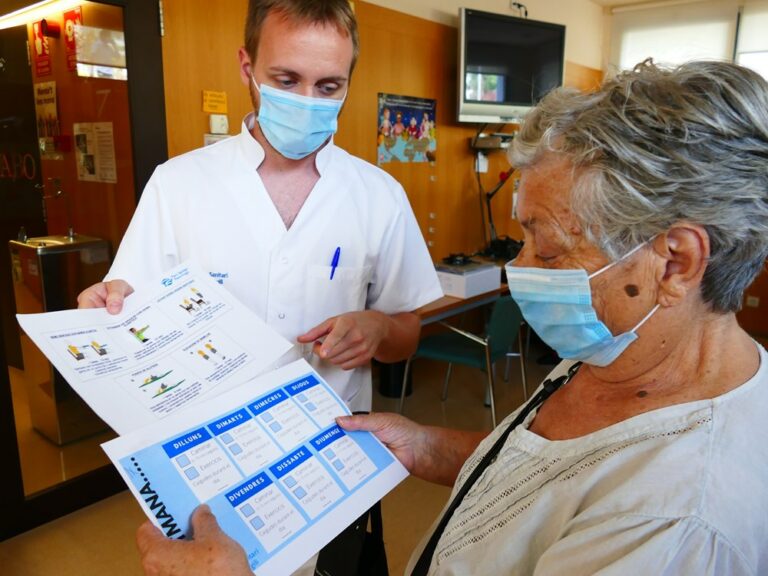 Busquen majors de 65 anys a Sarrià-Sant Gervasi per a un estudi sobre prevenció de la demència