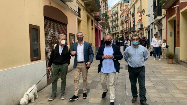 Jaume Collboni visita Sarrià per la seva Festa Major