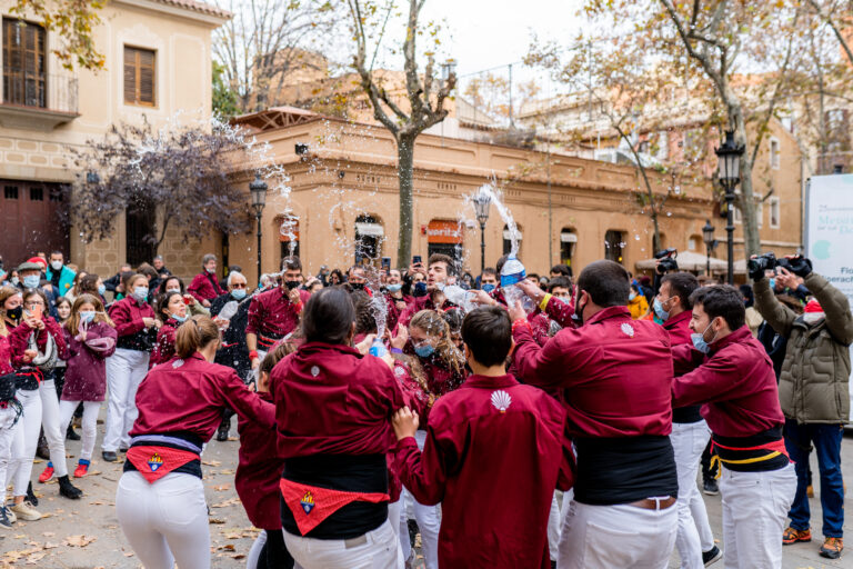 FOTOGALERIA I Els Castellers de Sarrià celebren cinc anys de la refundació de la colla
