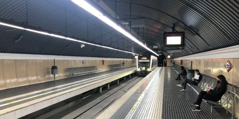 L’estació d’Avinguda Tibidabo dels ferrocarrils, sense servei aquest cap de setmana