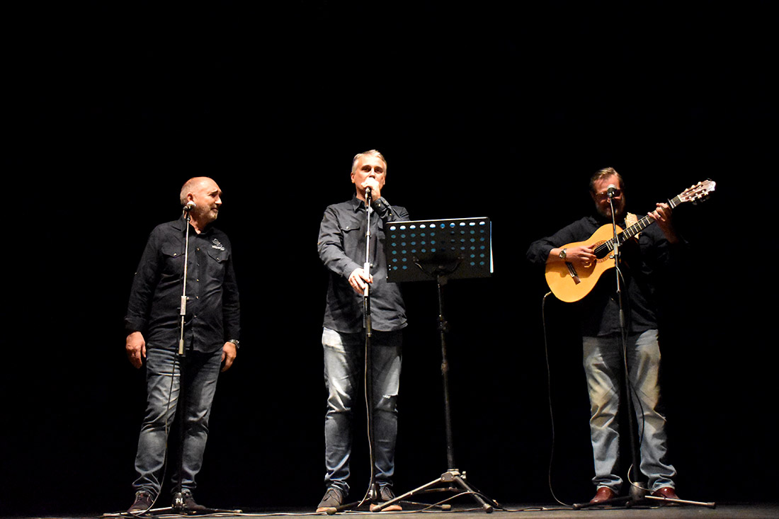 Actuació de la Dolça Petxina, una de les intervencions estel·lars de la celebració.