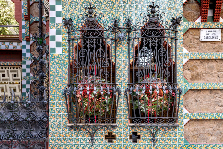 Casa Vicens Gaudí s’omple de romanticisme i flors per celebrar el Nadal