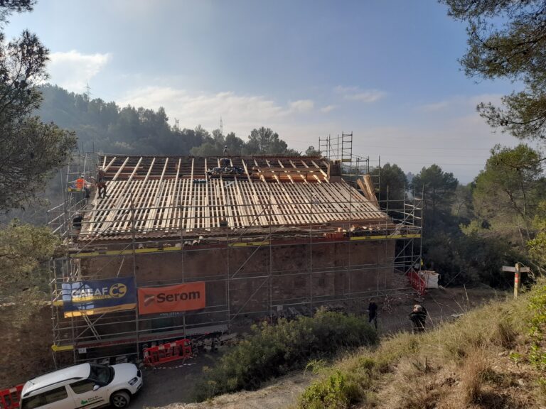 Patrimoni protegit a la vall de Valldonzella: l’abandó del Monestir de Santa Margarida i la Torre del Bisbe