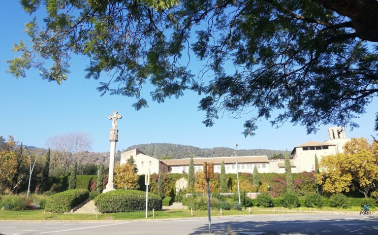 Els Jardins de la Creu de Pedralbes, una contribució al festival de colors de la primavera