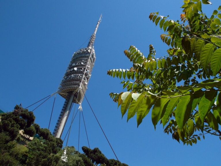 Torre de Collserola: 30 anys al servei de les telecomunicacions de Catalunya