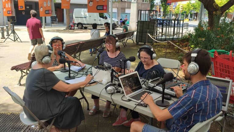 Ràdio Farró tanca el curs amb un programa obert a la Festa Radars de Sant Gervasi