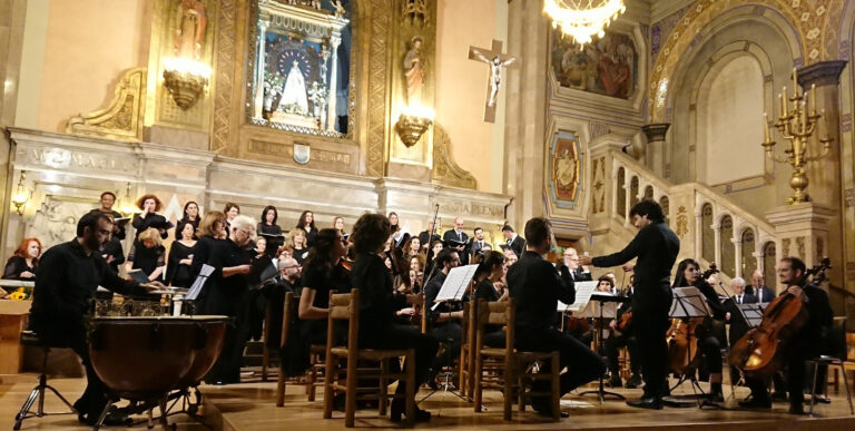 L’església de la Bonanova renova el so de la megafonia pels feligresos