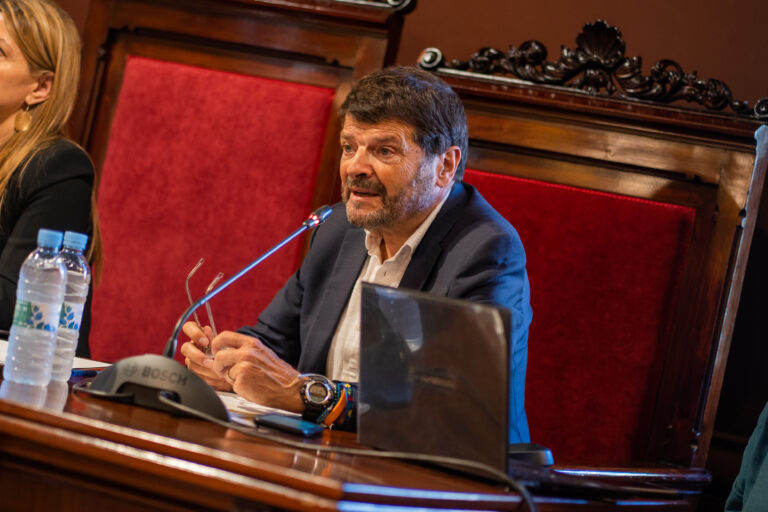 L’advertència d’Albert Batlle: la Guàrdia Urbana sancionarà la presència de gossos al Turó Parc