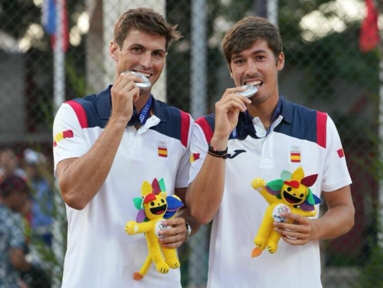 Álvaro López, medalla de plata en dobles masculins de tennis als Jocs del Mediterrani