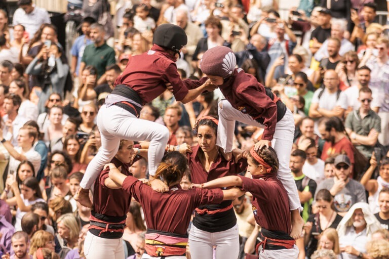 Els Castellers de Sarrià, pioners a utilitzar l”Aleta’ una aplicació mòbil per millorar la logística de les colles