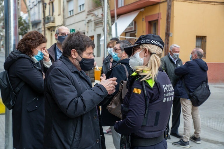 Dispositiu policial extraordinari a les Tres Torres pel repunt de robatoris