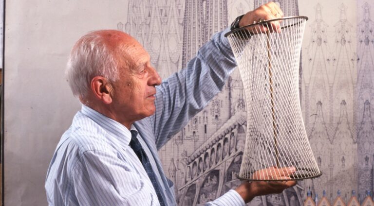 Jordi Bonet i Armengol, l’home que lliurà les claus de la Sagrada Família al papa Benet XVI