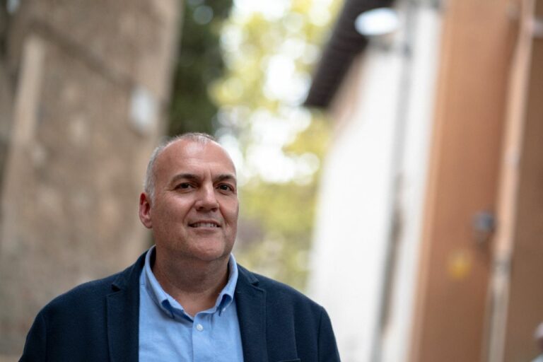 Blas Navalón (PSC): “Hem de celebrar que tindrem biblioteca a Sarrià, a banda del nom que pugui portar”
