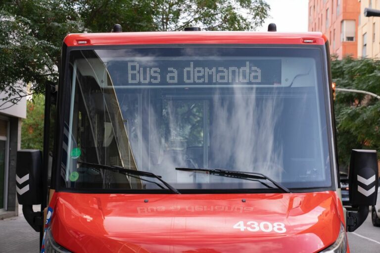 El turó de Monterols té per fi un bus que el connecta amb Galvany i el Farró