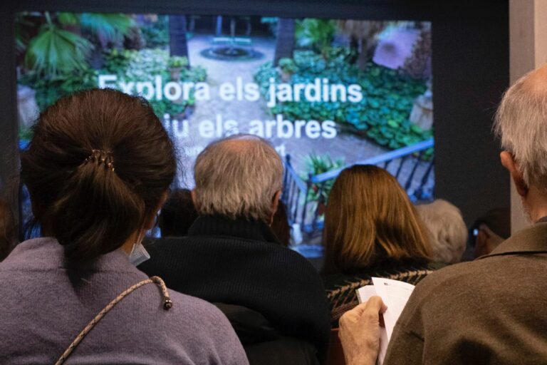 Presentat el primer llibre d’El Jardí: ‘Explora els jardins i viu els arbres’
