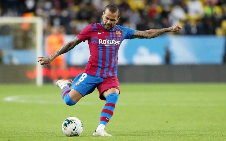 Presó provisional per a Dani Alves acusat d’agressió sexual a la discoteca Sutton de Tuset