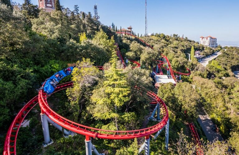 El Tibidabo estrena temporada amb realitat virtual a la muntanya russa
