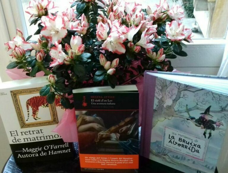 Tres llibres pel Sant Jordi 2023 recomanats per la Casa Usher